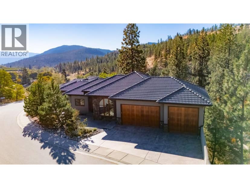 6709 VICTORIA Road S Unit# 6, Summerland