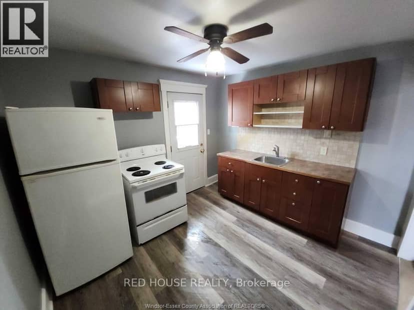 1306 Monaghan Road, Peterborough, photo 3