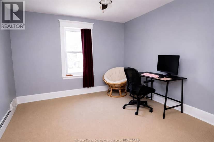 1306 Monaghan Road, Peterborough, photo 4