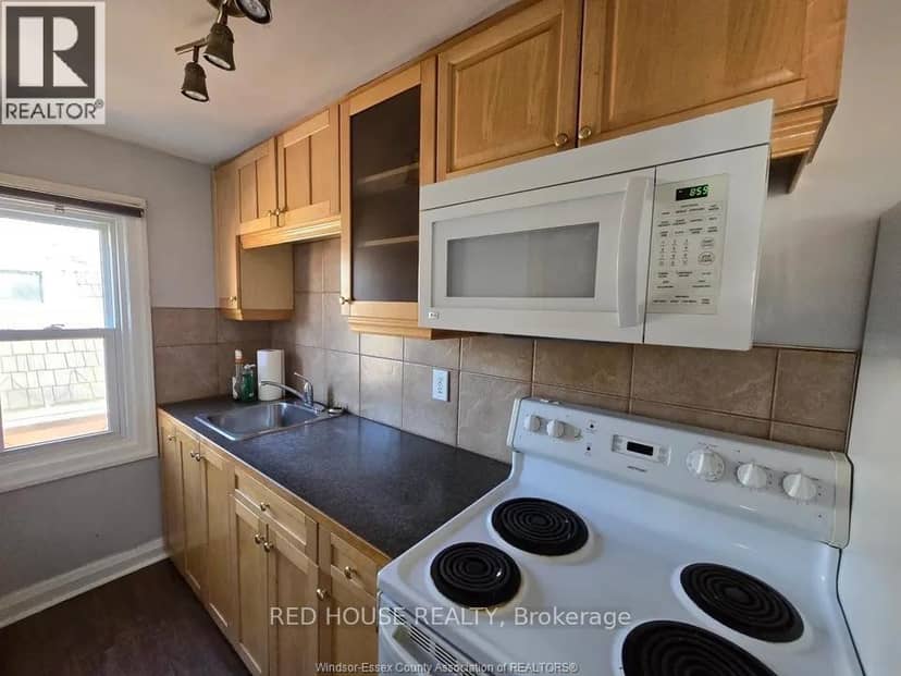 1306 Monaghan Road, Peterborough, photo 8