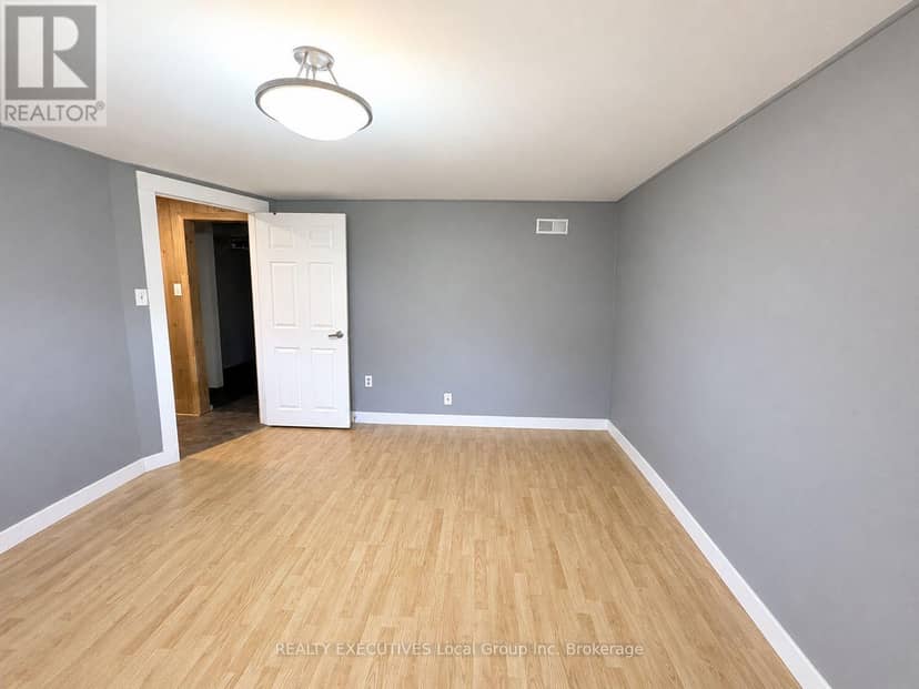 35 Nancy Drive — photo 29 of 39