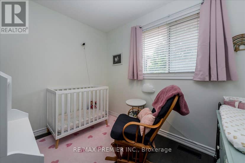 129 Chalmers Drive — photo 12 of 23