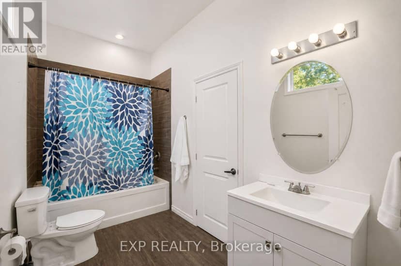 140 Boullee Street — photo 20 of 26