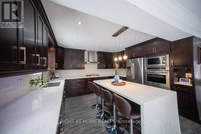 2088 Perran Drive — photo 13 of 40