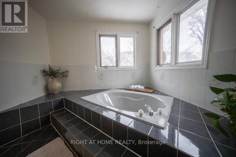 2088 Perran Drive — photo 27 of 40