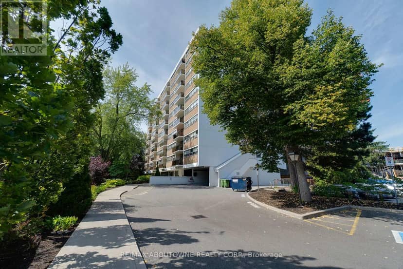 507 - 212 Kerr Street, Oakville
