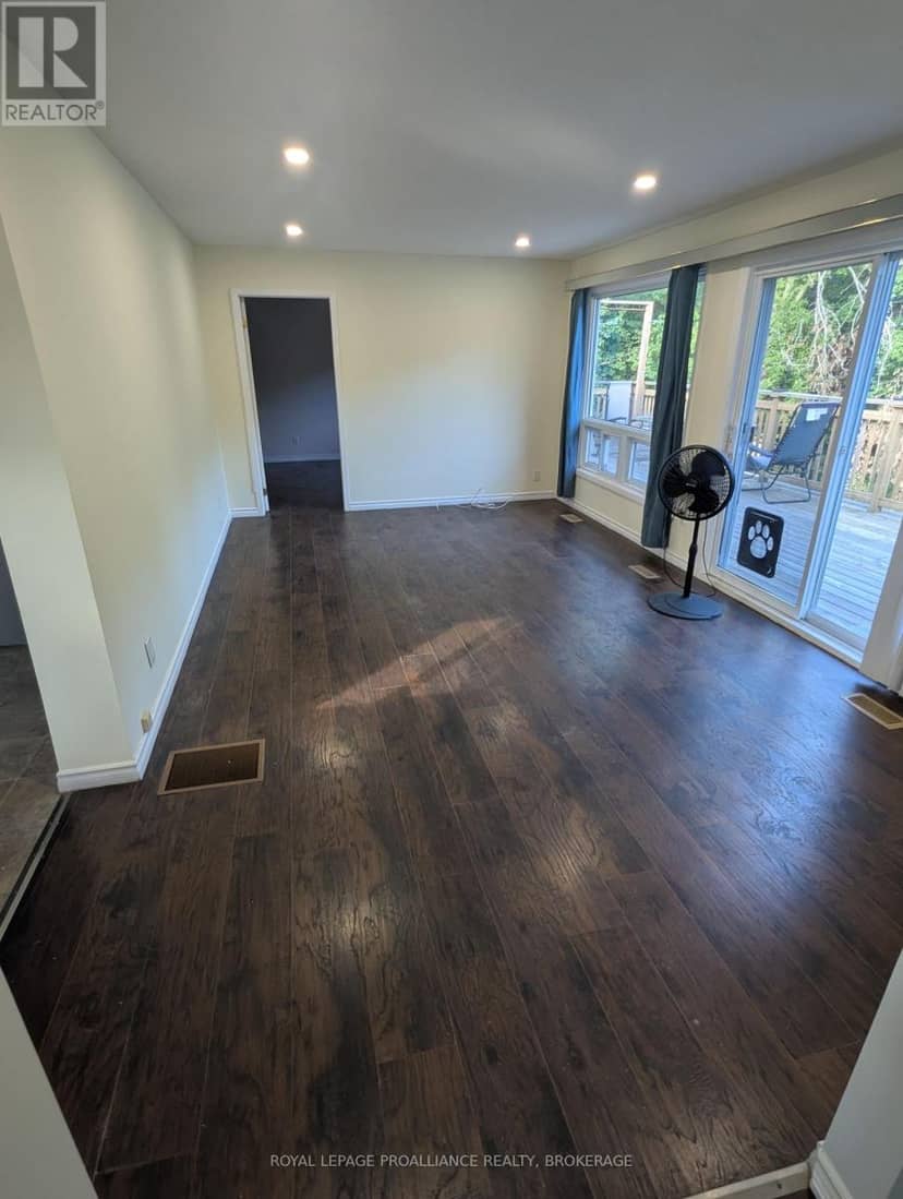 1105 Montreal Street — photo 5 of 31