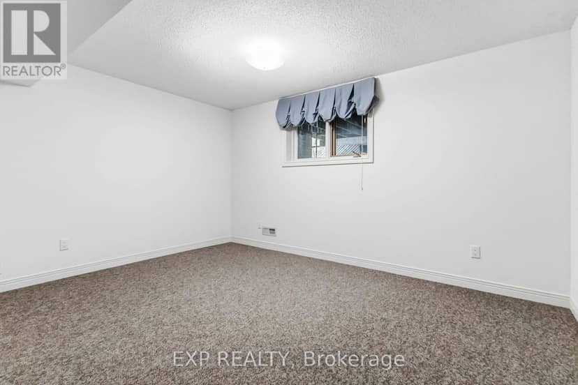 6 Thirlmere Road — photo 22 of 29