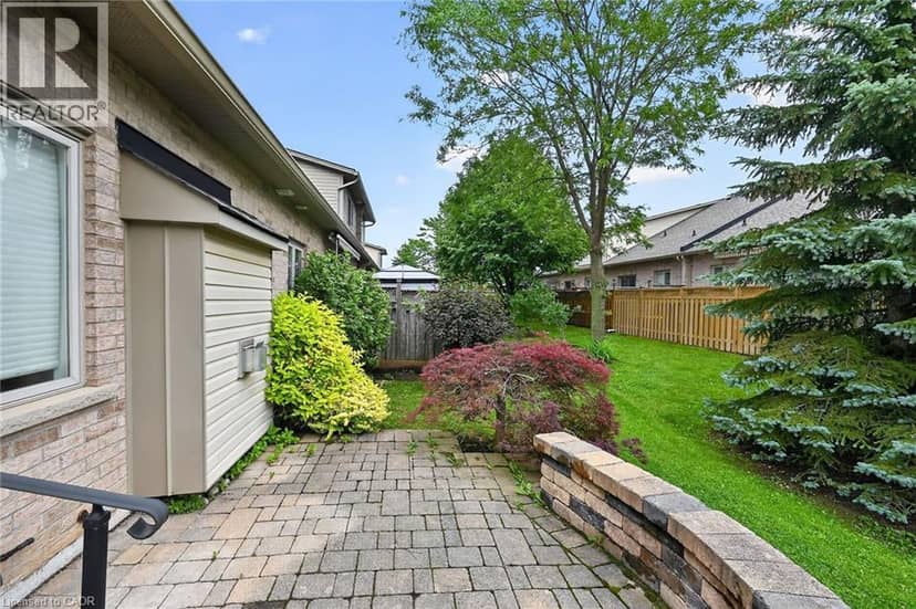 76 ABBOTSFORD Trail — photo 38 of 40