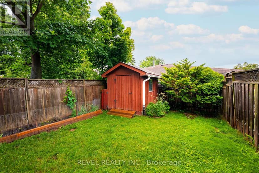67 Carlton Drive — photo 14 of 40