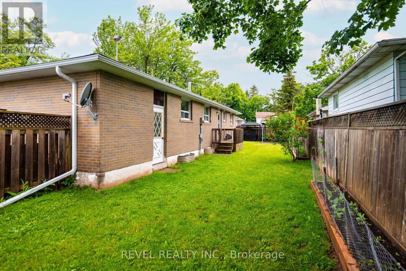 67 Carlton Drive — photo 15 of 40