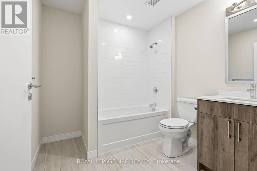 304 - 118 West Street — photo 20 of 36