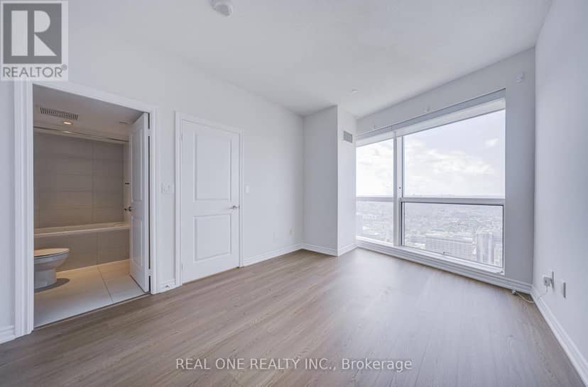 5814 - 386 Yonge Street — photo 23 of 40