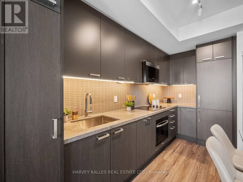 3609 - 20 Soudan Avenue — photo 16 of 28