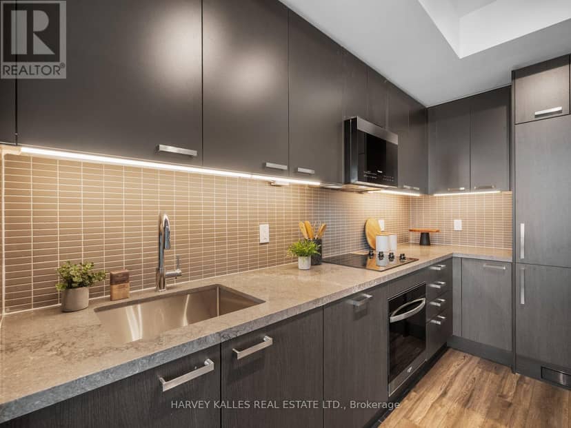 3609 - 20 Soudan Avenue — photo 17 of 28