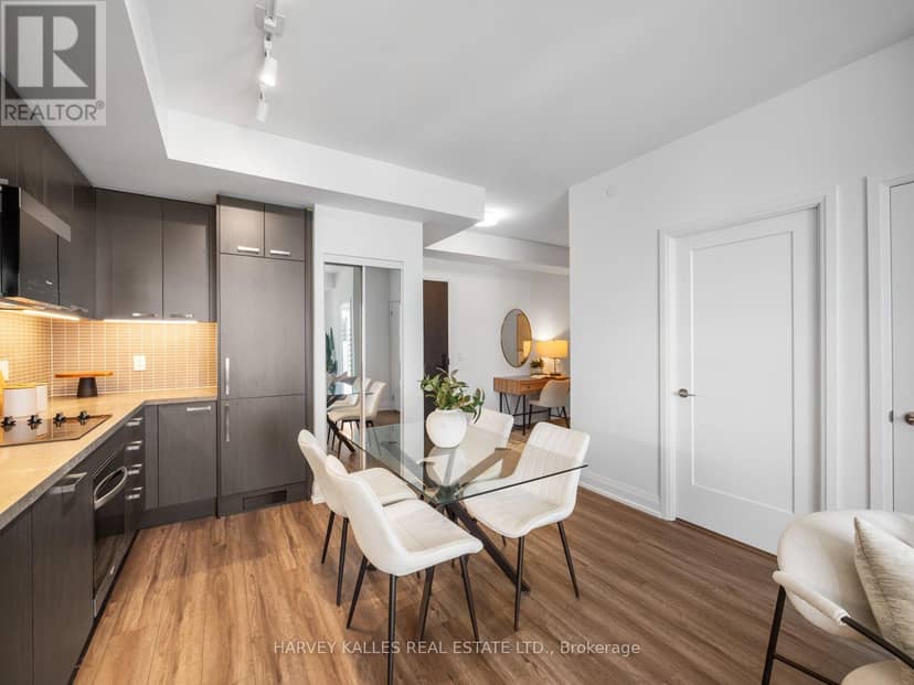 3609 - 20 Soudan Avenue — photo 18 of 28