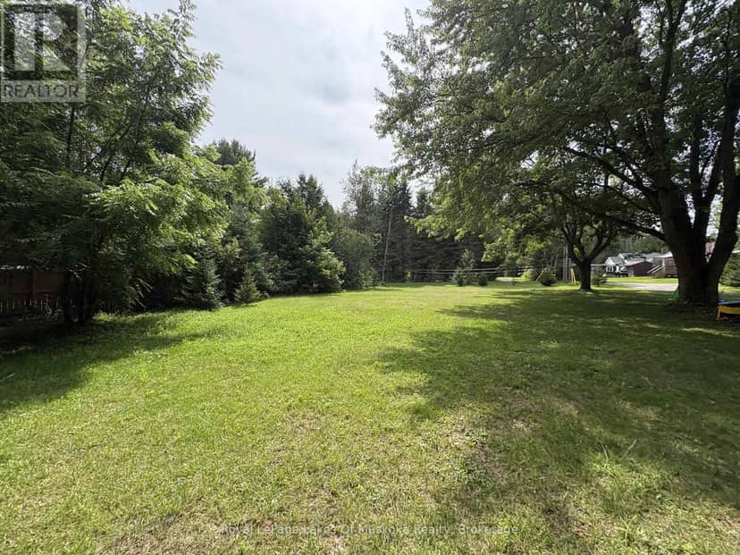 Pt Lt 19 Con 2 James Knott Drive, Huntsville, photo 4