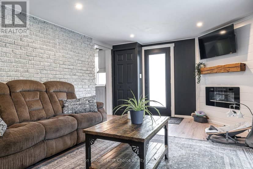 152 St Andrew Street — photo 14 of 28