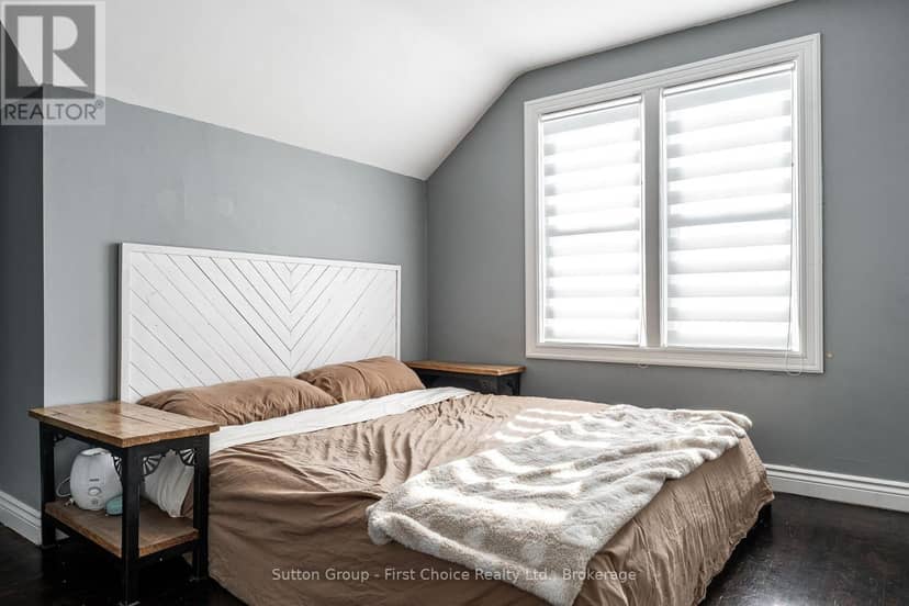 152 St Andrew Street — photo 17 of 28