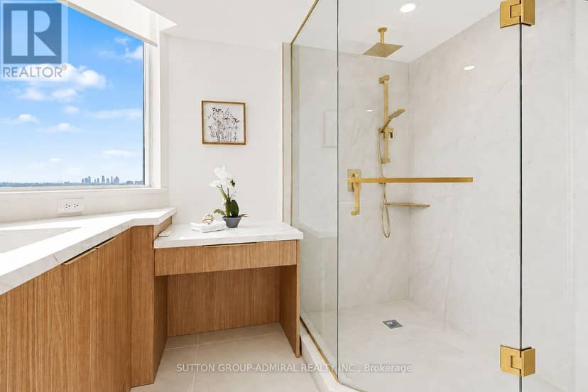 PH110 - 7250 Yonge Street — photo 13 of 30