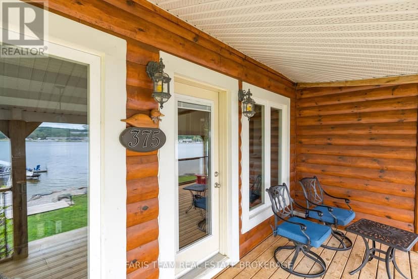 375 Champlain Road — photo 7 of 40
