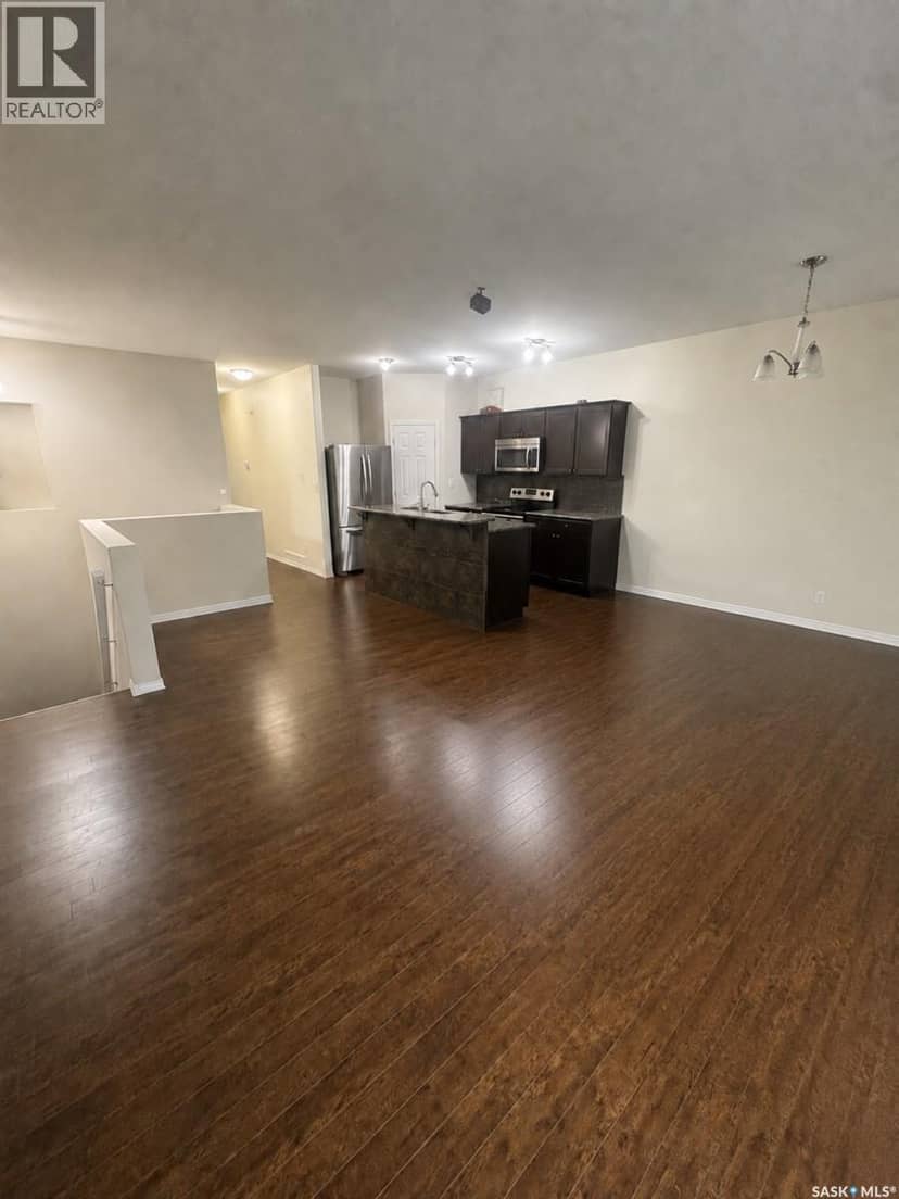 1736 C Avenue N, Saskatoon, photo 5