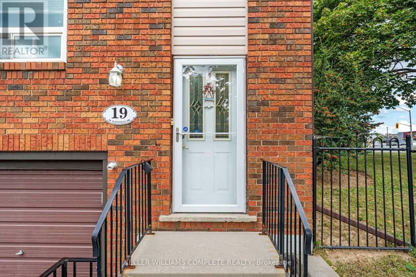 19 - 90 Magnolia Drive, Hamilton, photo 2