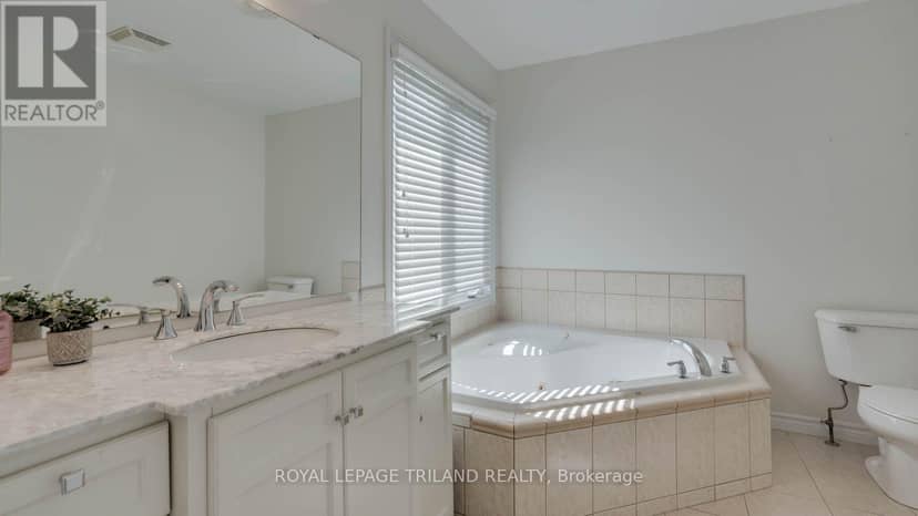 1310 Shore Road — photo 13 of 40