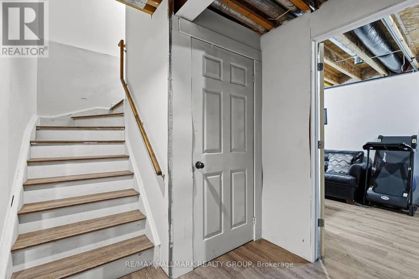 438 Denis Street — photo 31 of 40