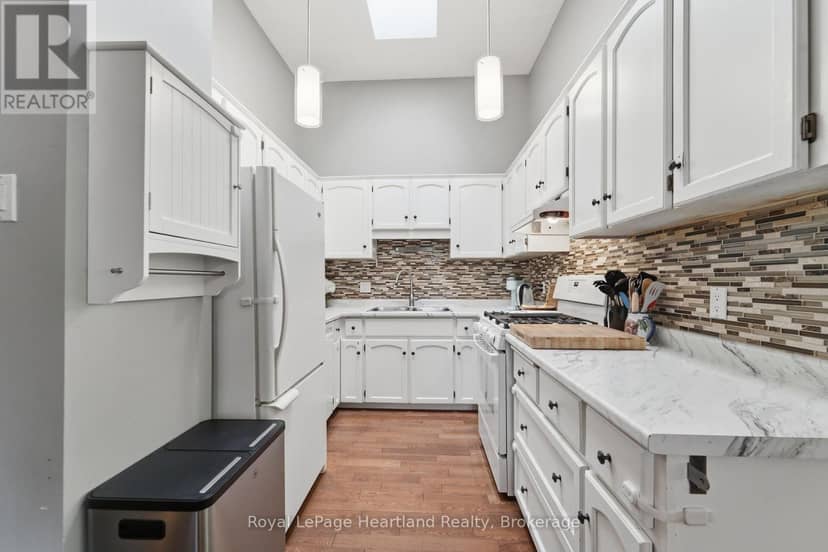 54 Coleman Street — photo 10 of 40