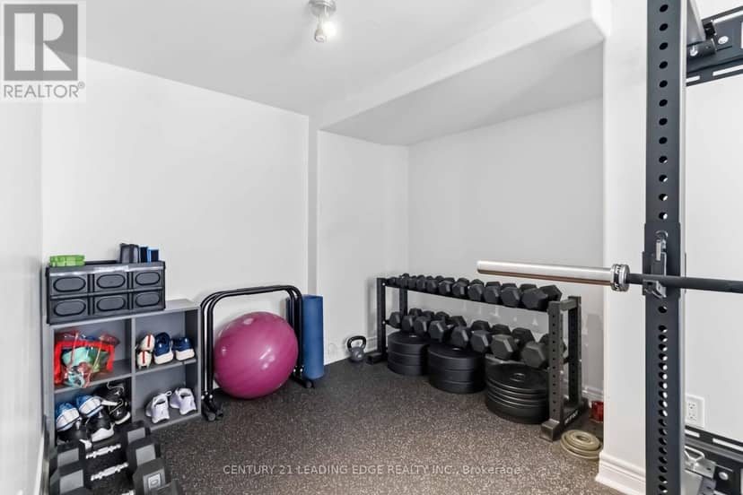 6 Birchcliffe Drive — photo 26 of 31