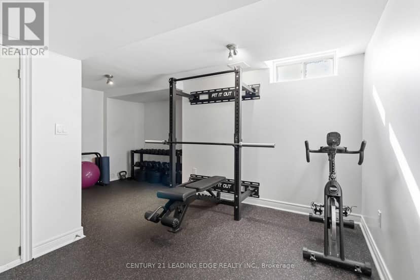 6 Birchcliffe Drive — photo 25 of 31
