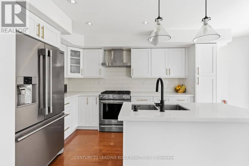 6 Birchcliffe Drive — photo 10 of 31