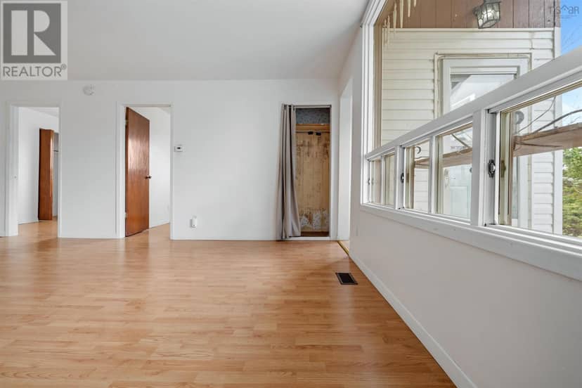 284 Willow Street — photo 18 of 40