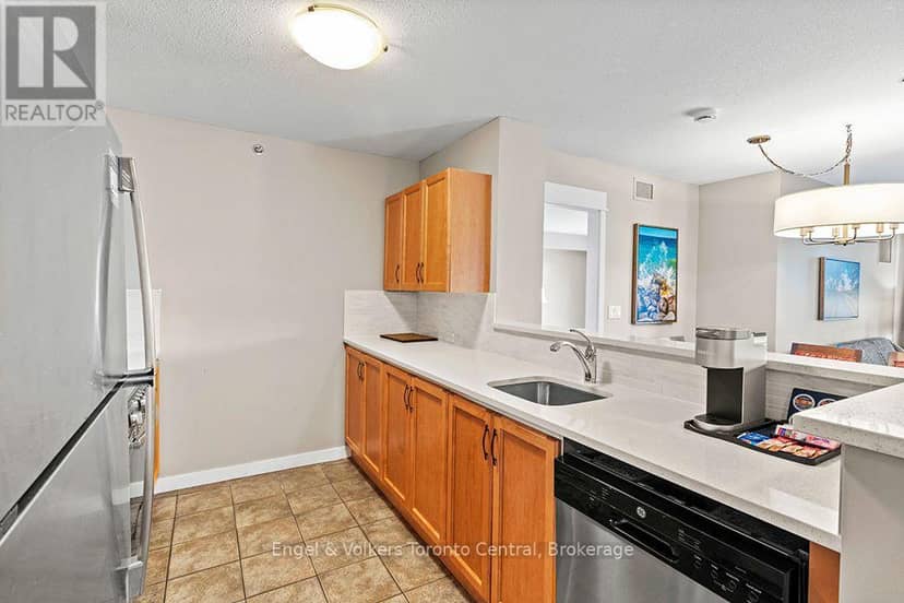 275 - 156 Jozo Weider Boulevard — photo 16 of 40