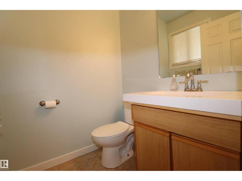 #26 4610 17 AV NW — photo 12 of 16