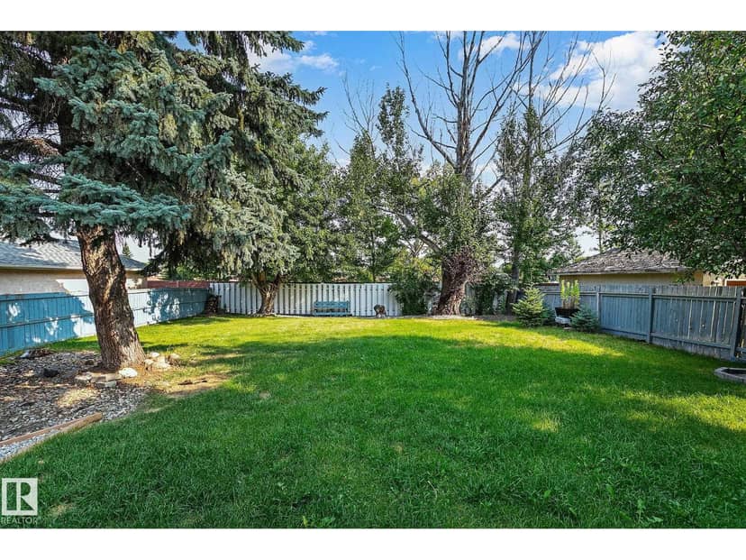 16016 78A AV NW — photo 37 of 39