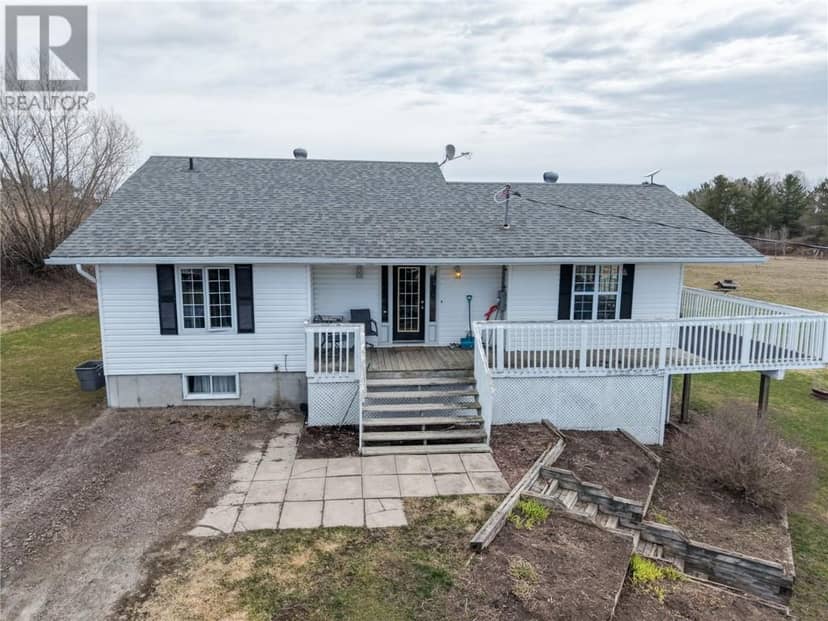 721 Piquette Road — photo 3 of 40