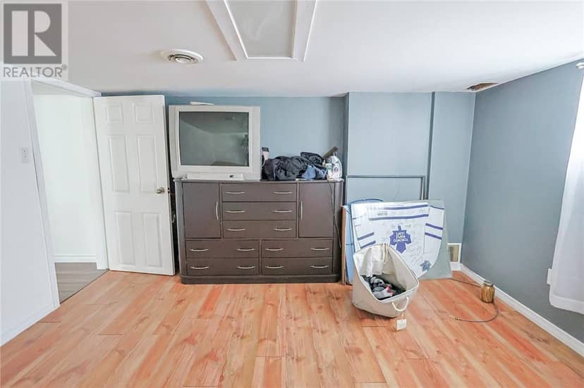 721 Piquette Road — photo 30 of 40