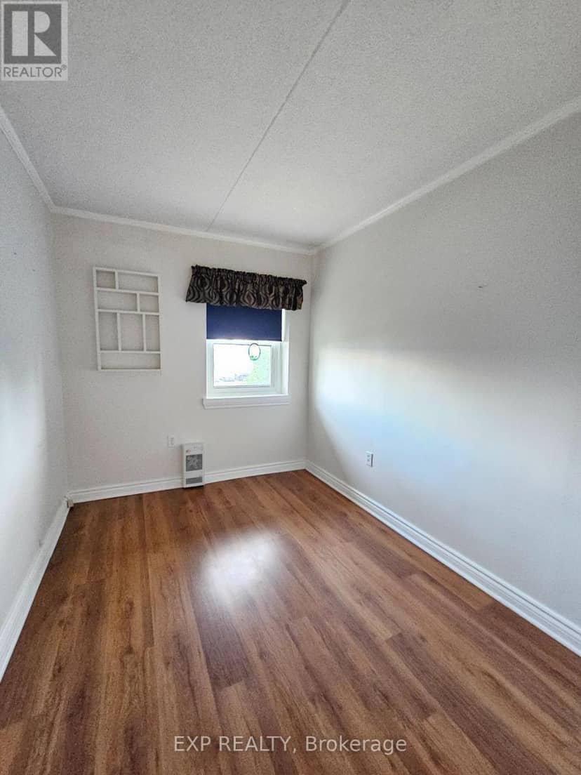 117 - 235 Water Street — photo 21 of 24