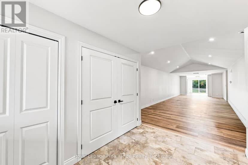 208 Homewood Avenue — photo 12 of 28
