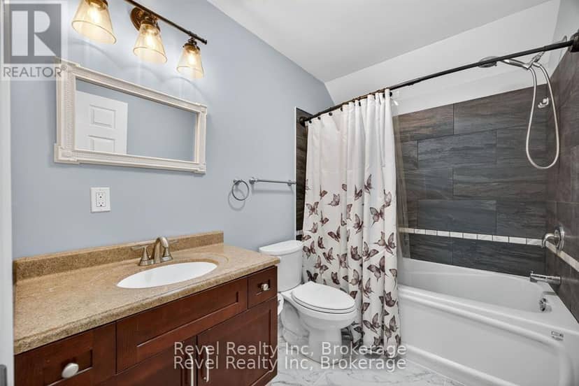 683 Lafontaine Road W — photo 25 of 33