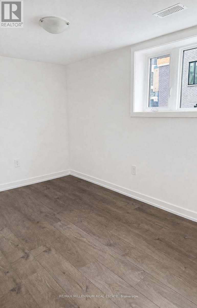A114 - 1650 Victoria Park Avenue — photo 10 of 16