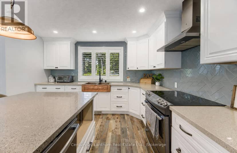 23 West Cove — photo 17 of 40