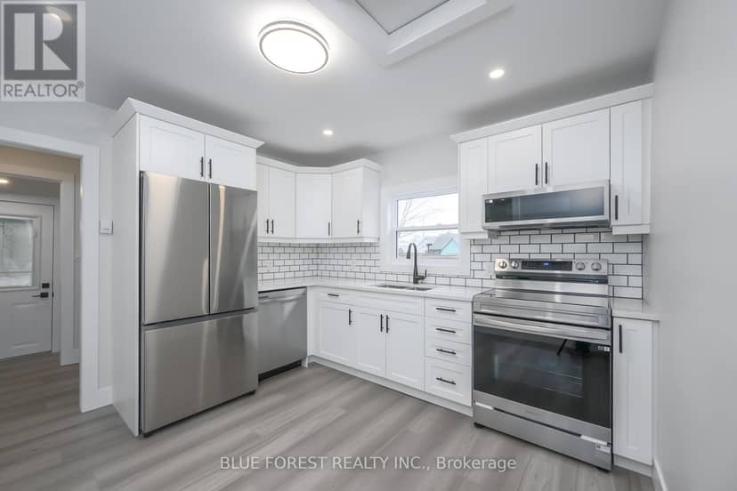 186 Victoria Street, Southwest Middlesex, photo 5