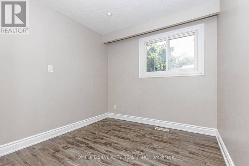 3701 Keenan Crescent — photo 23 of 40