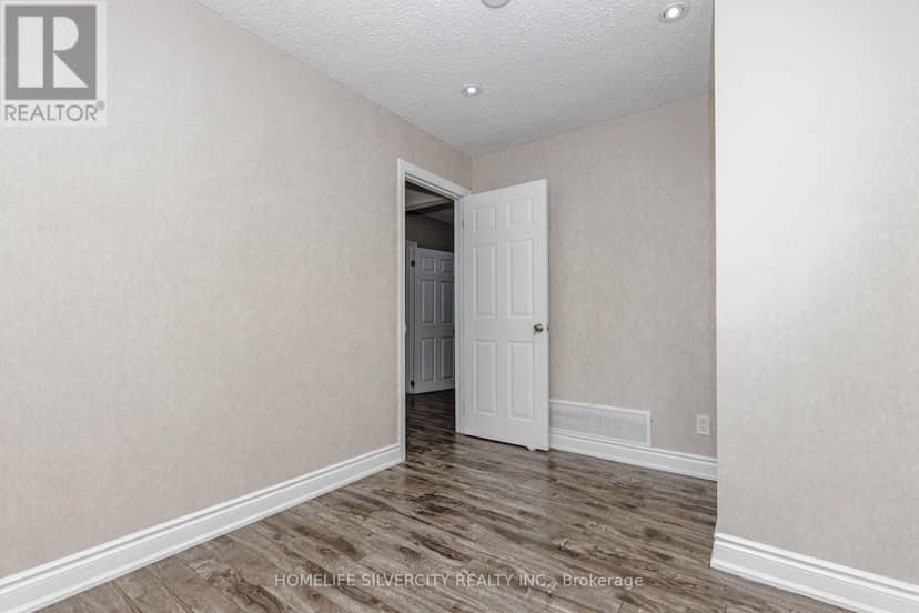 3701 Keenan Crescent — photo 25 of 40