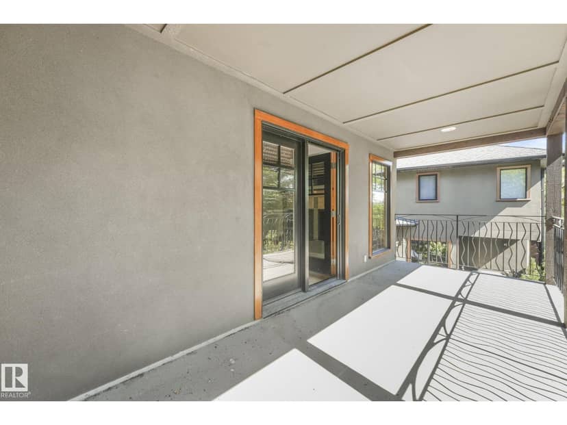 9404 100A AV NW — photo 17 of 40