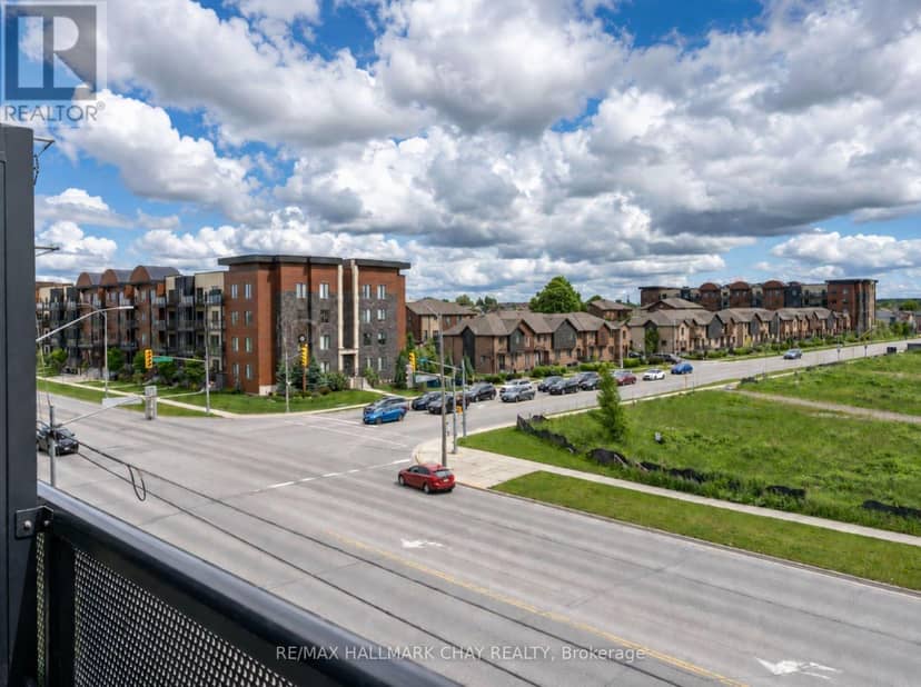 317 - 681 Yonge Street — photo 11 of 16