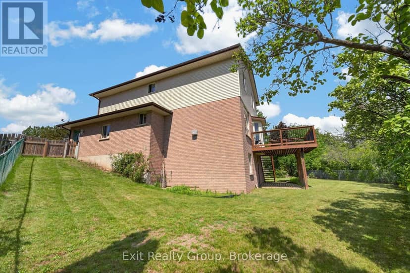 3 Fleming Road — photo 39 of 40